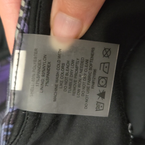 Title Nine Mad Dash Reversible Spandex Shorts Size XS 4 in inseam - Picture 10 of 11